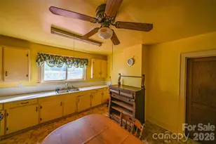 164 N Mitchell Ave, Bakersville, NC 28705 - Photo 9