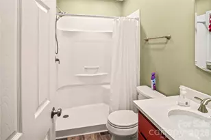 1137 Mountain Laurel Dr, Columbus, NC 28722 - Photo 31