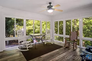 1137 Mountain Laurel Dr, Columbus, NC 28722 - Photo 21