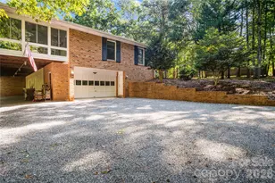 1137 Mountain Laurel Dr, Columbus, NC 28722 - Photo 9