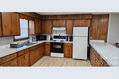 319 Connelly Springs Road SW, Lenoir, NC 28645 - Photo 21