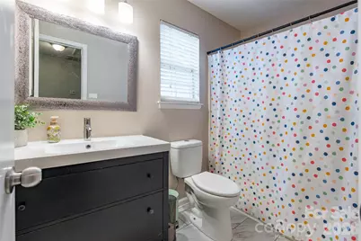 8514 Lockerbie Lane, Charlotte, NC 28215 - Photo 19