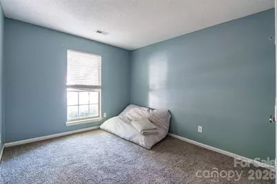 8514 Lockerbie Lane, Charlotte, NC 28215 - Photo 17