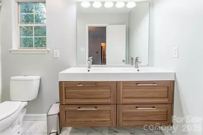 8514 Lockerbie Lane, Charlotte, NC 28215 - Photo 13