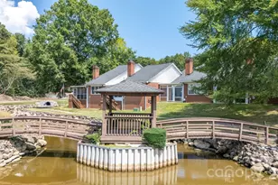 19942 Oak Leaf Cir, Cornelius, NC 28031 - Photo 21