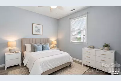 19942 Oak Leaf Circle, Cornelius, NC 28031 - Photo 11