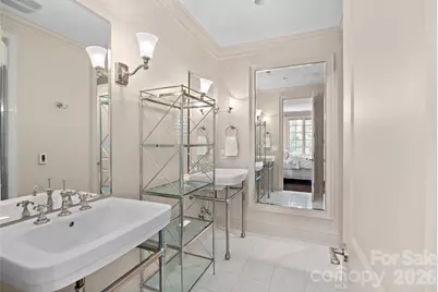 925 Harvard Place, Charlotte, NC 28207 - Photo 37