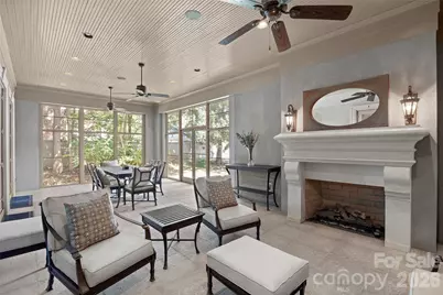 925 Harvard Place, Charlotte, NC 28207 - Photo 9