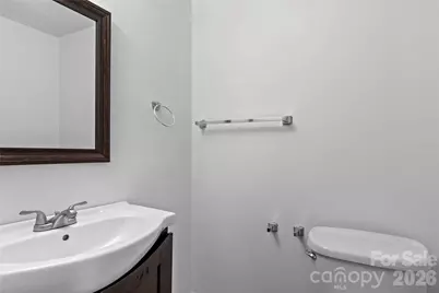 1805 S Hawthorne Road, Winston Salem, NC 27103 - Photo 17