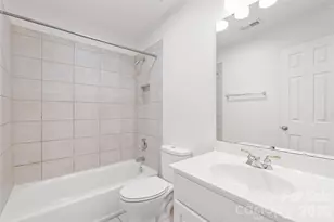 17125 Laurel Walk Ct, Charlotte, NC 28277 - Photo 31
