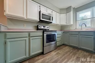 22 Willow Tree Run, Asheville, NC 28803 - Photo 11
