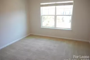 5522 Harris Cove Dr, Charlotte, NC 28269 - Photo 23