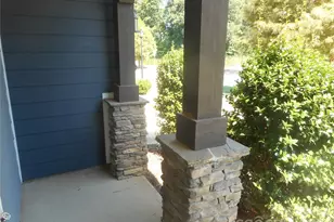 5522 Harris Cove Dr, Charlotte, NC 28269 - Photo 3