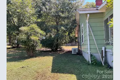 1311 Dekalb Street S, Shelby, NC 28152 - Photo 3