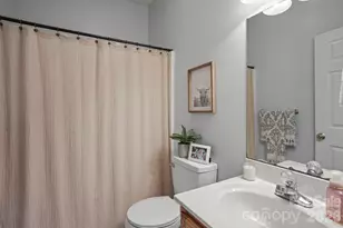 2925 24th St Dr NE, Hickory, NC 28601 - Photo 31