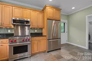 174 Marina Cv, Waynesville, NC 28785 - Photo 11