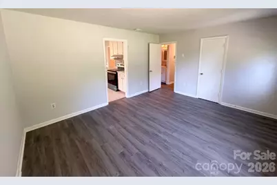 6531 Rosecran Drive, Charlotte, NC 28215 - Photo 15
