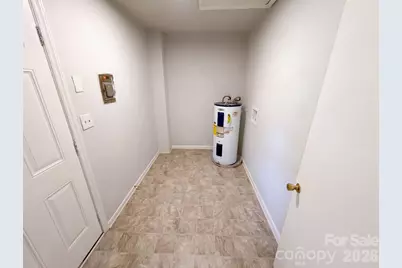 6531 Rosecran Drive, Charlotte, NC 28215 - Photo 21