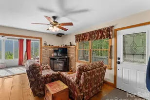 600 Piney Gate Rd, Saluda, NC 28773 - Photo 3