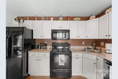 600 Piney Gate Road, Saluda, NC 28773 - Photo 9