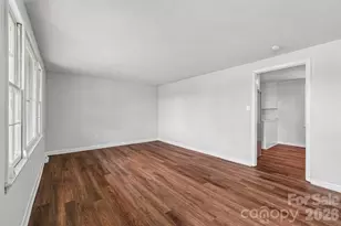 4036 Elizabeth St, Hickory, NC 28601 - Photo 9