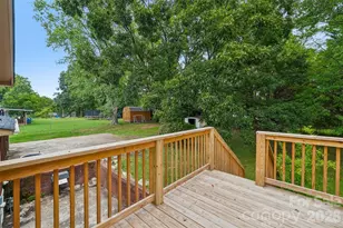 4036 Elizabeth St, Hickory, NC 28601 - Photo 21