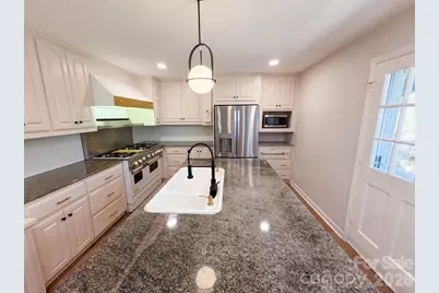 1030 McLaughlin Drive, Charlotte, NC 28212 - Photo 27