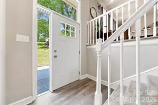 89 Lakemont Park Rd, Hickory, NC 28601 - Photo 3