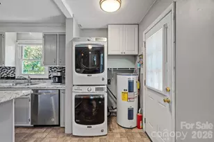 14700 August Ln, Charlotte, NC 28227 - Photo 17