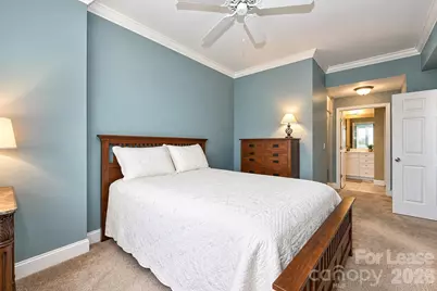 300 W 5th Street #718, Charlotte, NC 28202 - Photo 17