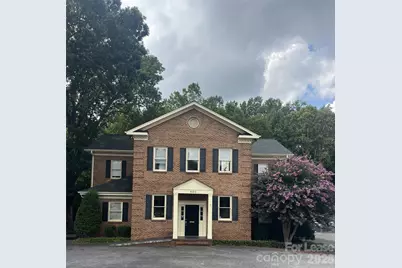 620 4th Street NW, Hickory, NC 28602 - Photo 1