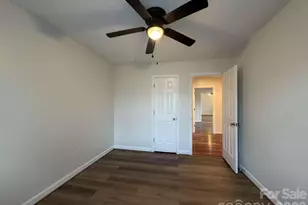 2060 27th Ave Dr NE, Hickory, NC 28601 - Photo 23