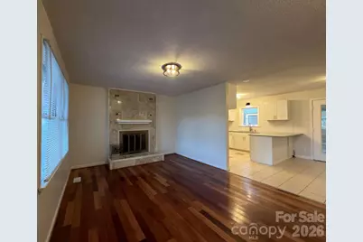 2060 27th Avenue Drive NE, Hickory, NC 28601 - Photo 7