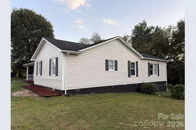 2060 27th Avenue Drive NE, Hickory, NC 28601 - Photo 27