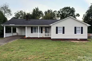 2060 27th Ave Dr NE, Hickory, NC 28601 - Photo 1