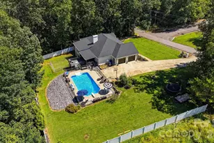 110 Pineburr Ave SW, Valdese, NC 28690 - Photo 43