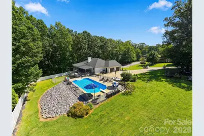 110 Pineburr Avenue SW, Valdese, NC 28690 - Photo 1