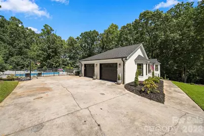 110 Pineburr Avenue SW, Valdese, NC 28690 - Photo 39