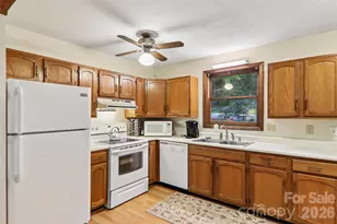 64 Blue Jay Loop, Maggie Valley, NC 28751 - Photo 11