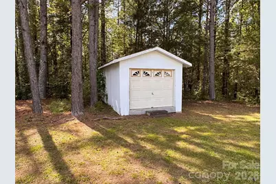 1037 Cross Creek Drive, Oakboro, NC 28129 - Photo 5