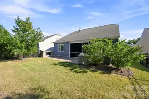 140 Picasso Trl, Mount Holly, NC 28120 - Photo 29