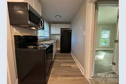 904 W 6th Avenue, Gastonia, NC 28052 - Photo 3