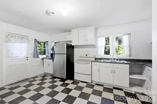 65 King St, Asheville, NC 28804 - Photo 29