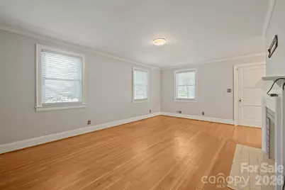 419 1st Avenue N, Conover, NC 28613 - Photo 9