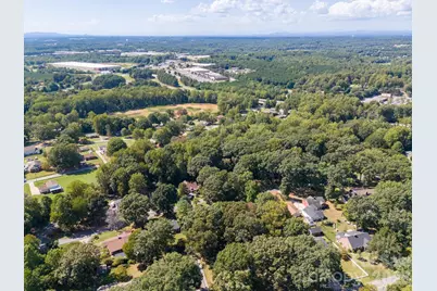 419 1st Avenue N, Conover, NC 28613 - Photo 27