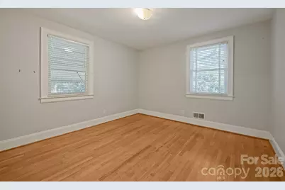 419 1st Avenue N, Conover, NC 28613 - Photo 19