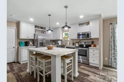 472 Laurel Heights Drive, Burnsville, NC 28714 - Photo 5