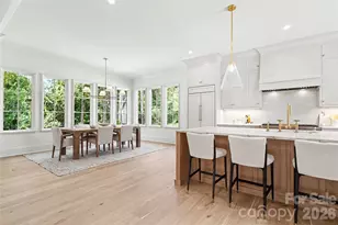 932 Heather Ln, Charlotte, NC 28209 - Photo 5