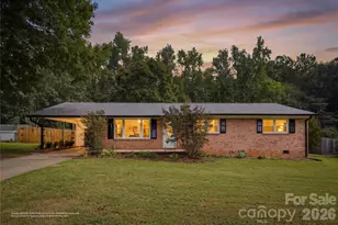 2626 Fairgreen Dr, Gastonia, NC 28056 - Photo 1