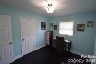 902 Carmel Dr, Gastonia, NC 28056 - Photo 15